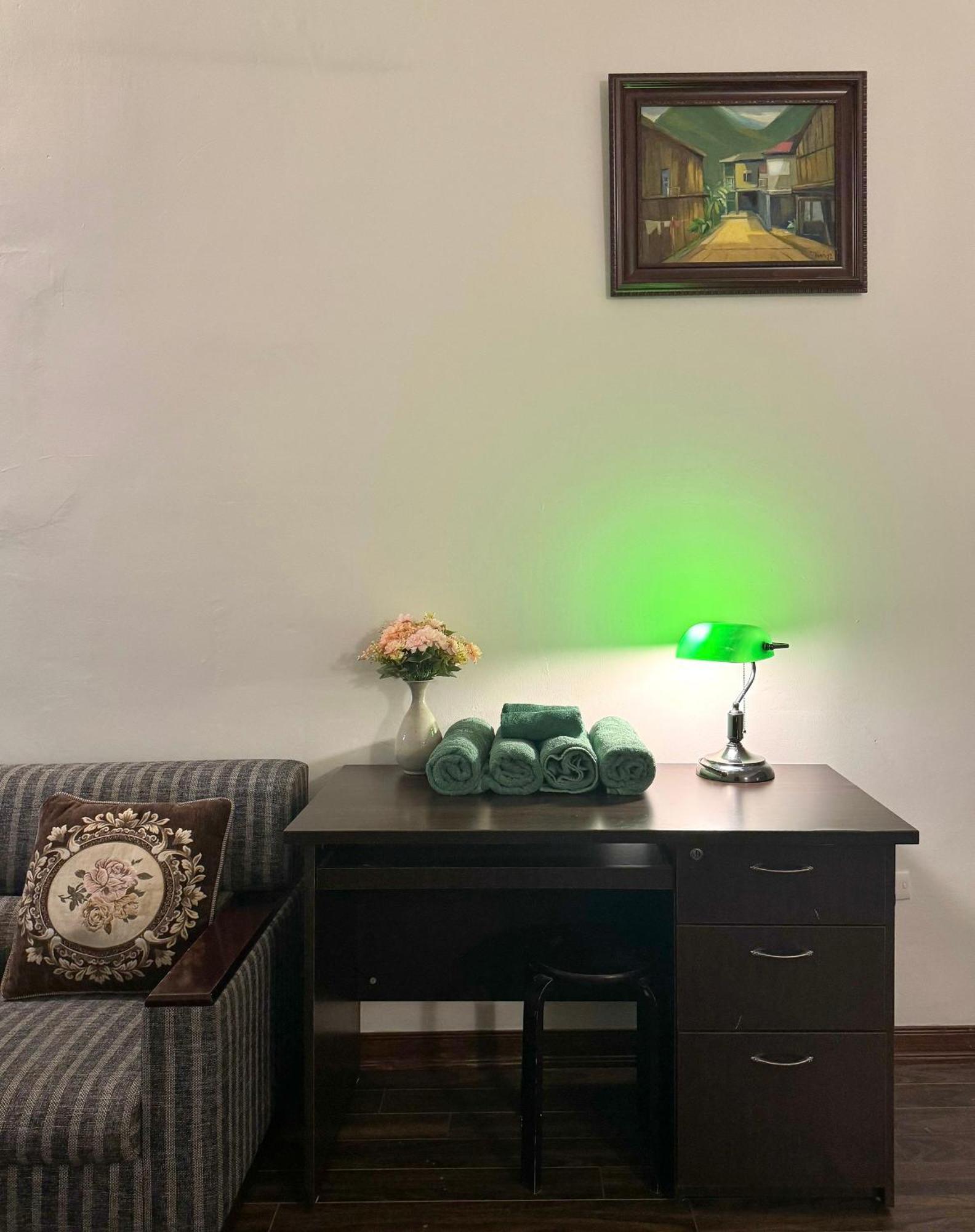 Hidden Gem Homestay 2 Hanoi Exterior photo
