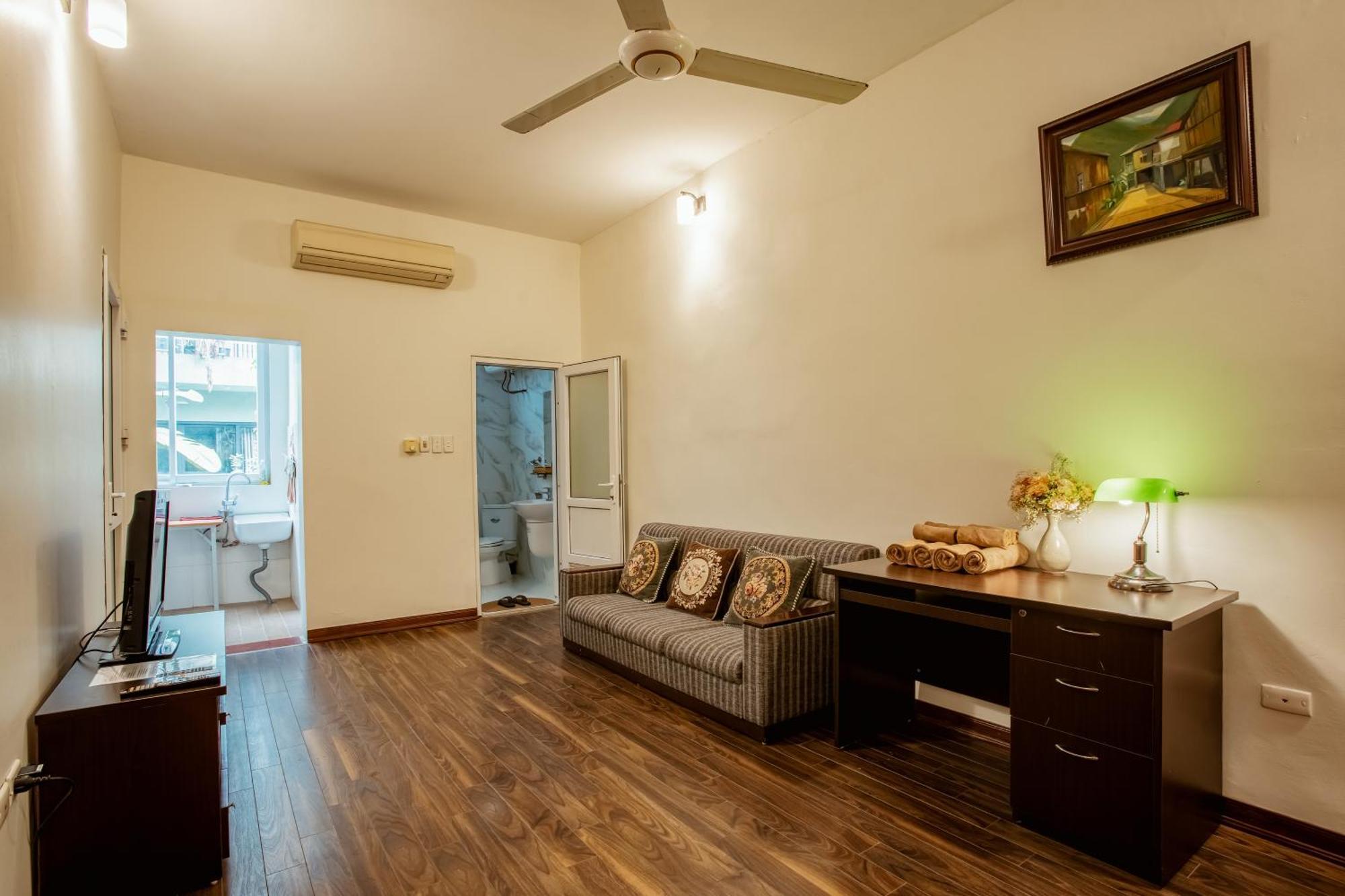 Hidden Gem Homestay 2 Hanoi Exterior photo